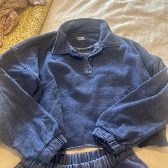 Aerie Xsmall lounge set - Picture 2 of 9